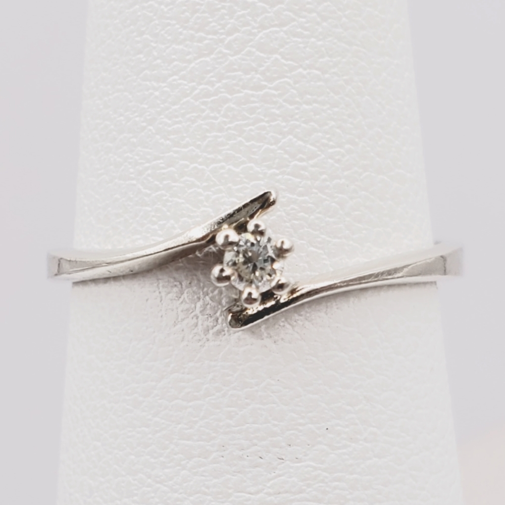 10k Solid White Gold Genuine Round Diamond Solitaire Vintage Promise Ring